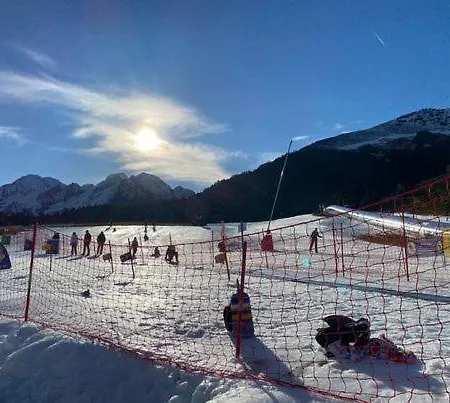 Le Nabias 1450 Hotel Genos